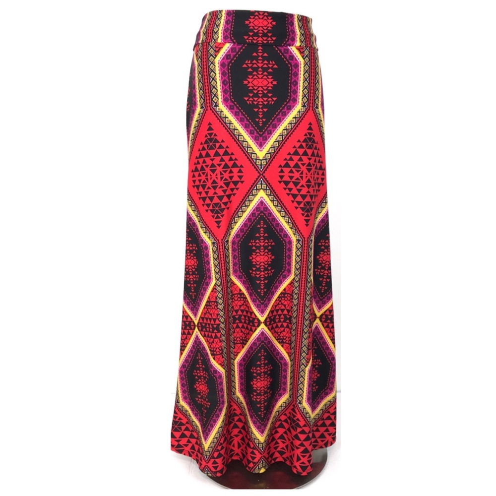 Stilletto’s Red/Black Print Maxi Skirt